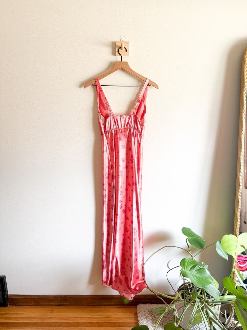 Wild Fable Satin Floral Dress Size XS - Picture 5 of 7